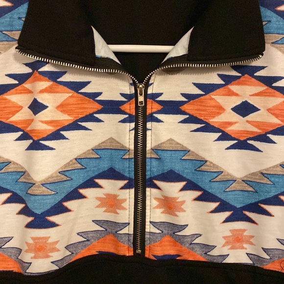 Aztec Quarter Zip black / multi color pullover - Picture 2 of 4